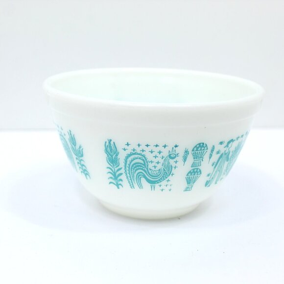Pyrex #401 Amish Butterprint Blue on White 1.5 Pint Nesting Mixing Bowl Vintage - Picture 3 of 6